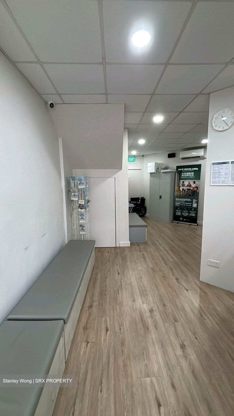 Cassia Crescent (D14), Retail #553419021